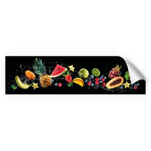 Myspotti Küchenrückwandfolie Fruit Splash mit verschiedenen Früchten auf schwarzem Hintergrund.