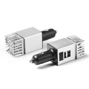 Technaxx Auto-Luftreiniger TX-130 mit 2 USB-Anschlüssen für die Innenausstattung.