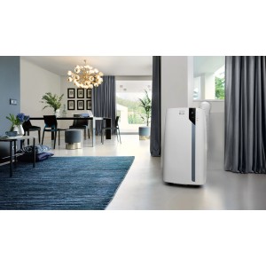 Mobiles DeLonghi Klimagerät DL PAC EX105 in modernem Wohnraum.