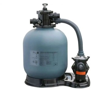 Poolcrew Sandfilteranlage 6,5 m³/h, grauer Filterkessel mit Pumpe und Schlauch.