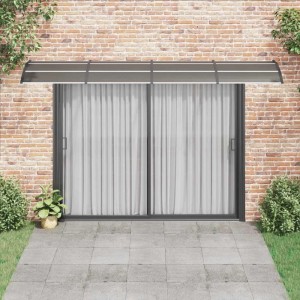 Schwarzes vidaXL Türvordach 400x100cm aus Polycarbonat über einer Terrassentür.