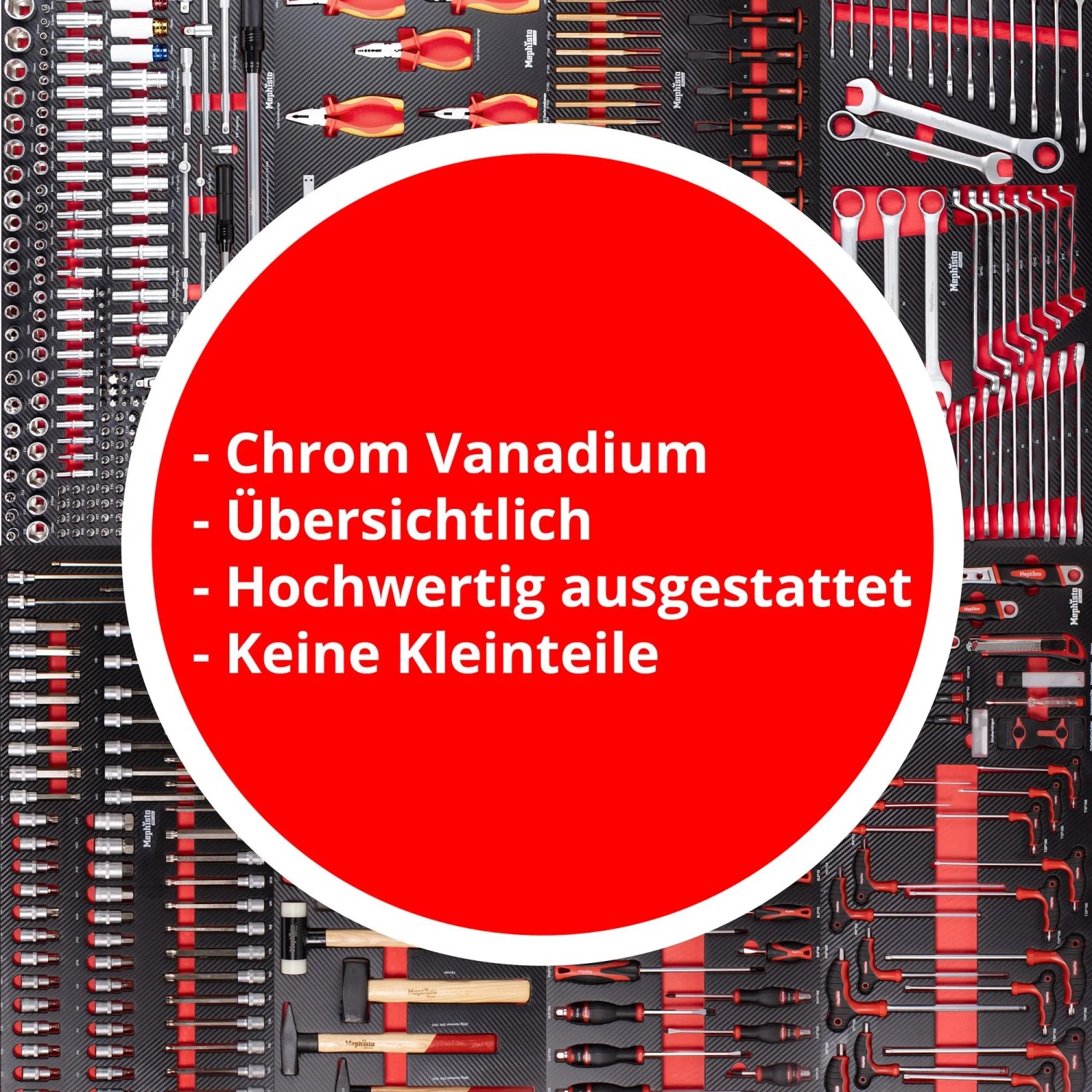 Werkzeugwagen Mephisto Pro-Line Big Black: Schublade mit Chrom Vanadium Werkzeug bestückt.