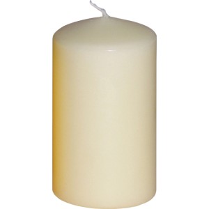 Stumpenkerze, 100 mm hoch, Ø 57 mm, Champagnerfarben. Dekorative Kerze für stimmungsvolles Licht.