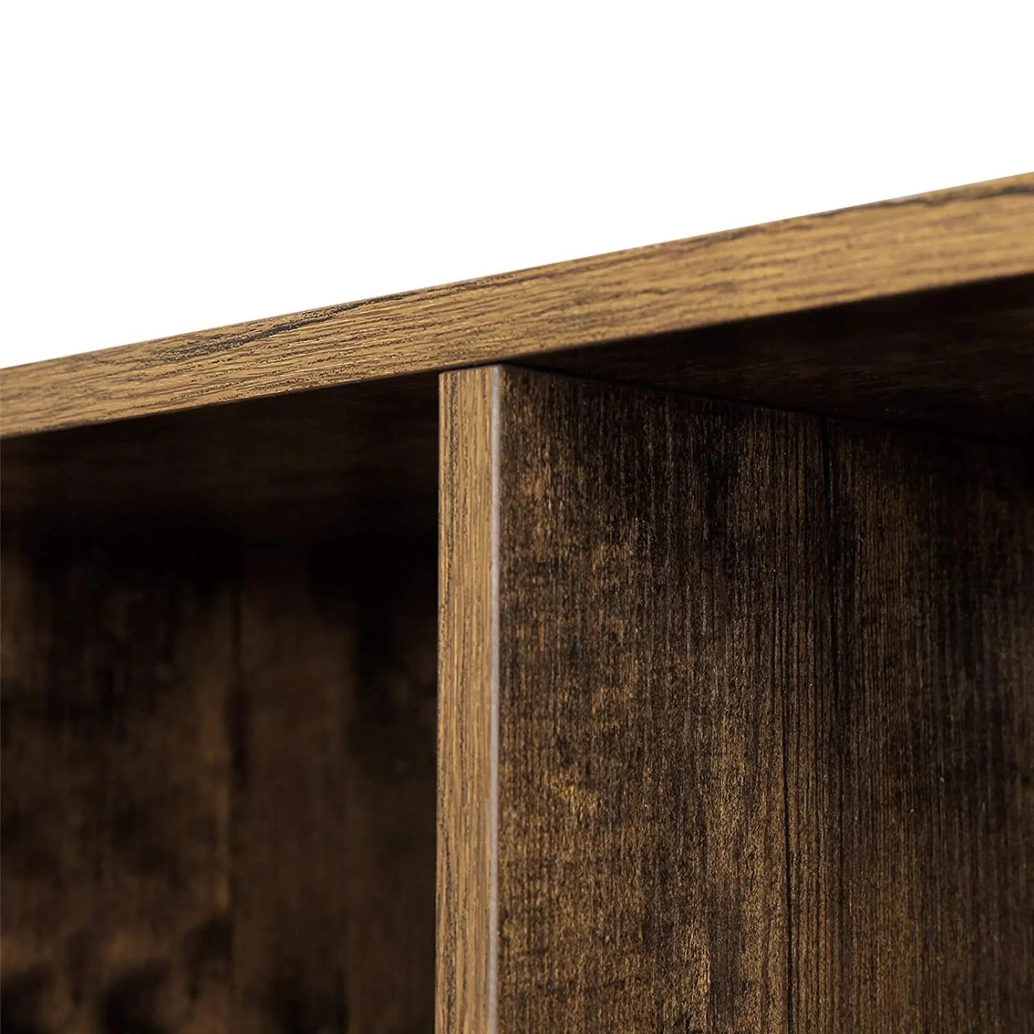 Detailaufnahme: Braunes Vasagle Bücherregal mit 10 Fächern und Holzfurnier-Oberfläche.