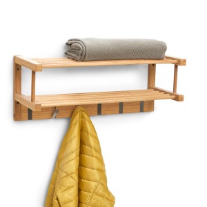 Wandgarderobe aus Bambus mit 2 Ablagen und 6 Haken, inklusive Jacke und Handtuch.