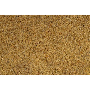 Nahaufnahme von beigem Fallschutzsand (0,5 - 2 mm) als Schüttgut für Spielplätze.