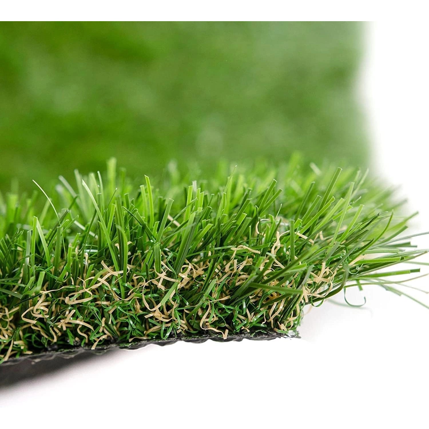 Detailaufnahme: Karat Kunstrasen Cambridge, 25mm hoch, UV-beständig. Ideal für Balkon & Terrasse.