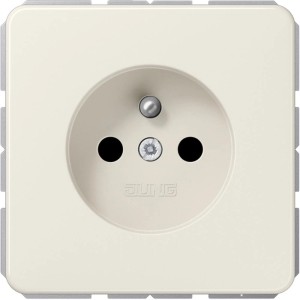 Jung Steckdoseneinsatz CD500 in Weiß, Detailansicht.