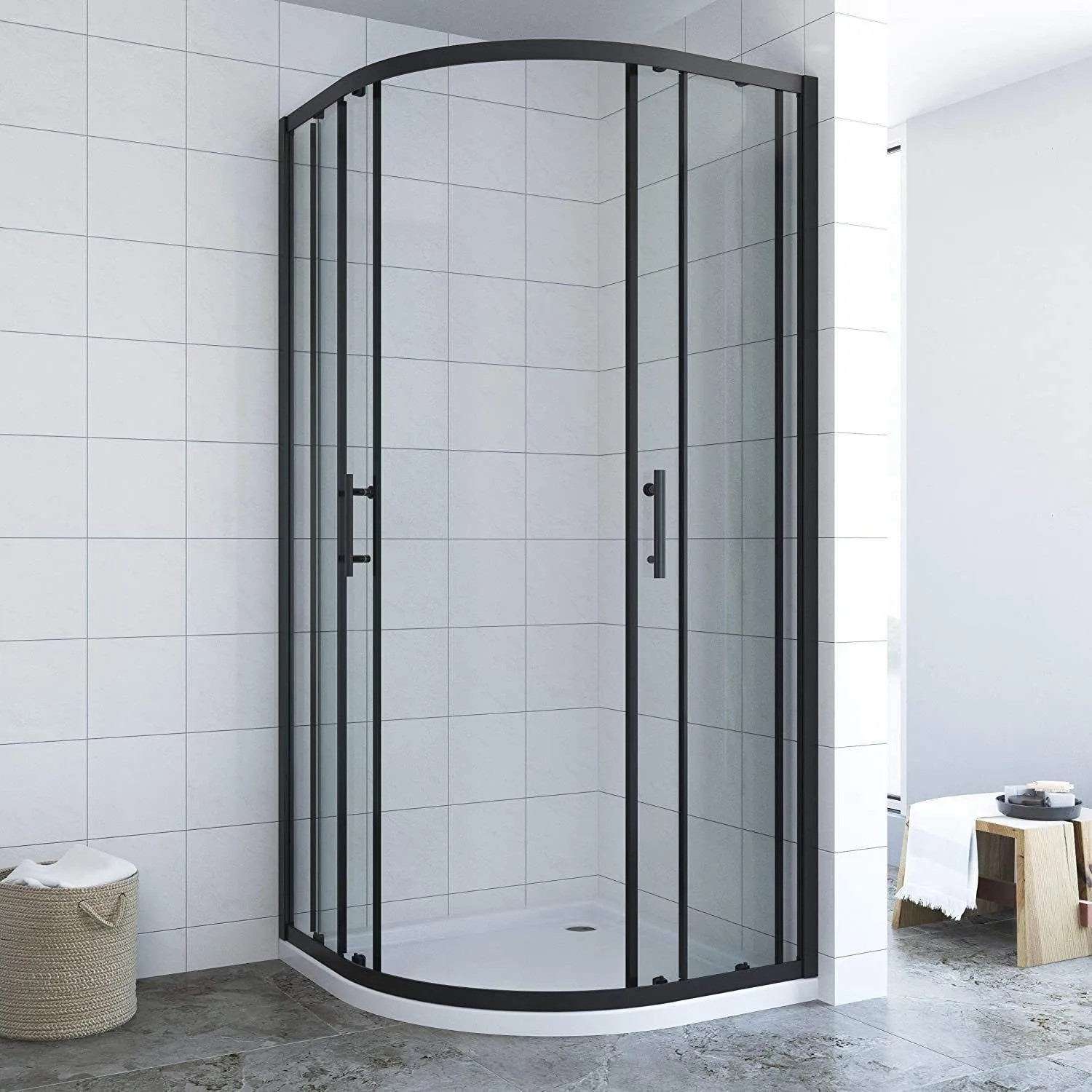 Aquabatos Runddusche mit 6 mm ESG Sicherheitsglas, schwarzmatten Profilen und Schiebetüren im modernen Bad.
