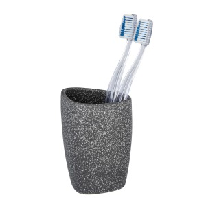 Grauer Wenko Zahnputzbecher Pion aus Keramik mit zwei Zahnbürsten.