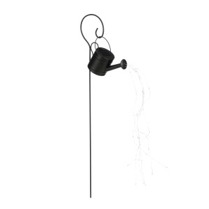 Solar-Gartenstecker Gießkanne (80 cm) von Mica Decorations mit Lichterkette für Gartendekoration.