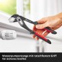 Einhell Wasserpumpenzange im Einsatz, Teil des 79-tlg. Werkzeugkoffer-Sets.