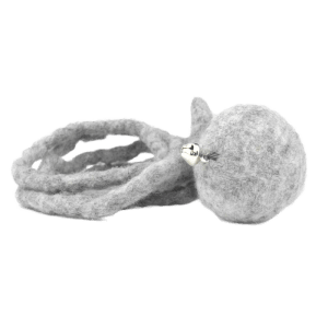 Hunter Katzenspielzeug Glöckchenball, hellgrau, 5 cm. Spielball aus Wolle mit Glöckchen für Katzen.