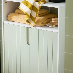 SoBuy Badkommode BZR138-GR, grüner Badezimmerschrank mit weißem Regal und Handtüchern.