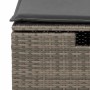 Detailaufnahme: Graues Polyrattan Gartenmöbel mit Kissen, Teil der vidaXL Sofagarnitur.