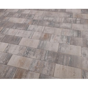 Veria Pflastersteine in Muschelcreme, 20x30x8 cm, verlegt. Betonpflaster für Gartenwege und Einfahrten.