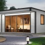 Modernes, graues Weka Designhaus Cubilis 4.0 mit Glasfront und WPC-Terrasse im Garten.