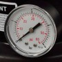 Detailaufnahme: Manometer der vidaXL Sandfilterpumpe mit Anzeige in PSI und Bar.