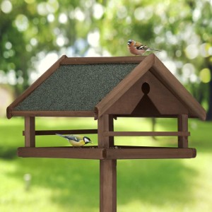 Relaxdays Vogelfutterhaus Tannenholz Dunkelbraun Grün mit Ständer 120 cm x 62 cm x 55 cm 3,7 kg
