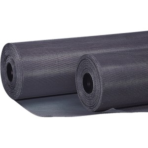 Aufgerollte Fiberglas Insektenschutznetze von Windhager, Perfect View, 140x150cm.