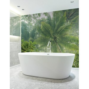 Komar Fototapete Climber Canopy mit Dschungelmotiv im Badezimmer.