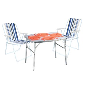 Mojawo Campingstuhl Ocean Gestreift mit Tisch und Gedeck für 4 Personen.