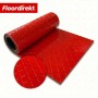 Roter PVC-Bodenbelag mit Quadra-Muster, rutschfest, 110x350 cm, als Rolle mit Detailansicht.