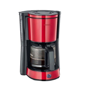 Rote Severin Kaffeemaschine KA 4817 mit schwarzem Gehäuse und Glaskanne, gefüllt mit frischem Kaffee. Modernes Küchengerät.