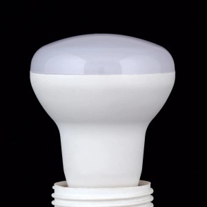 LED-Reflektorlampe R39, 4W, warmweißes Licht für stimmungsvolle Beleuchtung.