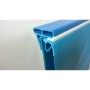 Detailaufnahme Stahlwand Pool FERRARA Oval: Alu-Steckprofil, blaue Poolfolie und Kunststoff-Profile.