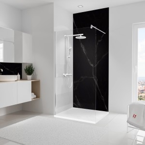 Schulte Duschrückwand DecoDesign Softtouch Stein Marmor-Schwarz, 255x100cm im Badezimmer.