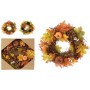 Herbstkranz mit bunten Blättern, orangefarbenen Kürbissen und Tannenzapfen. Zwei Designs für herbstliche Dekoration.