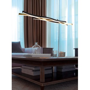 Moderne Trio LED-Pendelleuchte Blaze, 1-flammig, in Messing Matt und Schwarz, 107,5 cm breit.