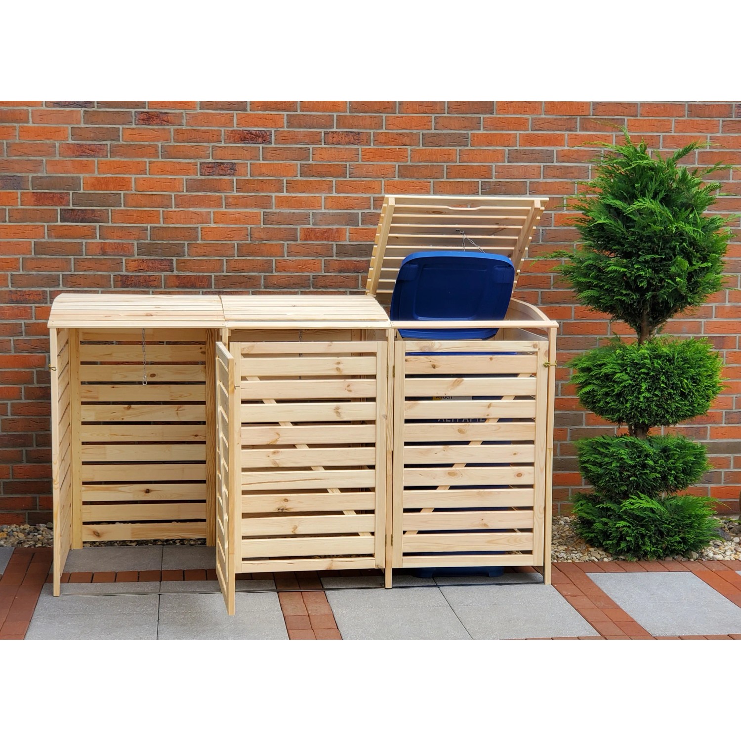 Mülltonnenbox Vario III für 3 Tonnen aus Kiefernholz, naturbelassen. Mülltonnenverkleidung für den Garten.