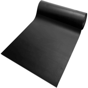 Schwarze Karat SBR Gummimatte, 120x400cm, glatt und rutschhemmend, als Rollenware.