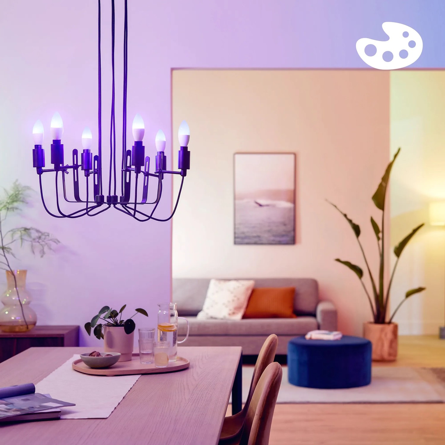Philips WIZ E14 Kerzenlampen 3er-Set in Szene gesetzt, smartes Licht im Wohnraum.