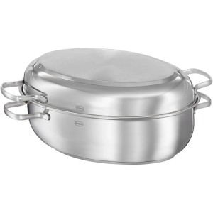Ovaler RÖSLE Bräter Pureelements aus glänzendem Edelstahl mit passendem Deckel und Griffen.