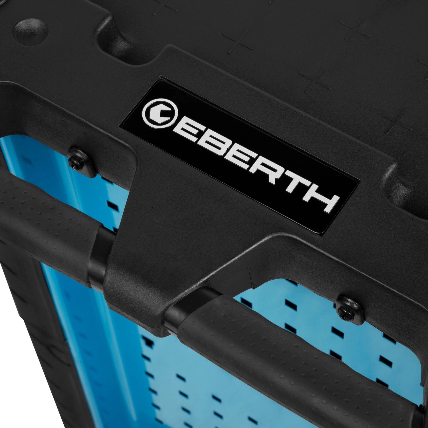 Detailaufnahme: Hellblauer EBERTH Werkstattwagen mit Logo und Griff.