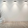 Drei Näve LED-Wandleuchten Vareta Chrom, 31,5 cm, an einer weißen Wand.
