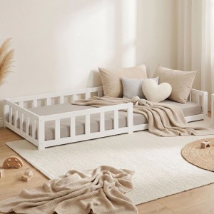 Weißes Kinderbodenbett 90x200 cm aus Kiefernholz mit Rausfallschutz, Lattenrost & Matratze. Ideal für Kinderzimmer.