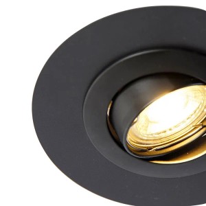 Schwenkbarer, runder QAZQA Einbaustrahler Edu in Schwarz mit Distanzring.