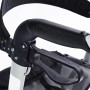 Detailaufnahme: Schwarzer Griff und Bremse des Ridder Rollator Premium.