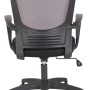 Schwarzer DELUKE Bürostuhl VAKO mit Netzrückenlehne, ergonomisch und höhenverstellbar.