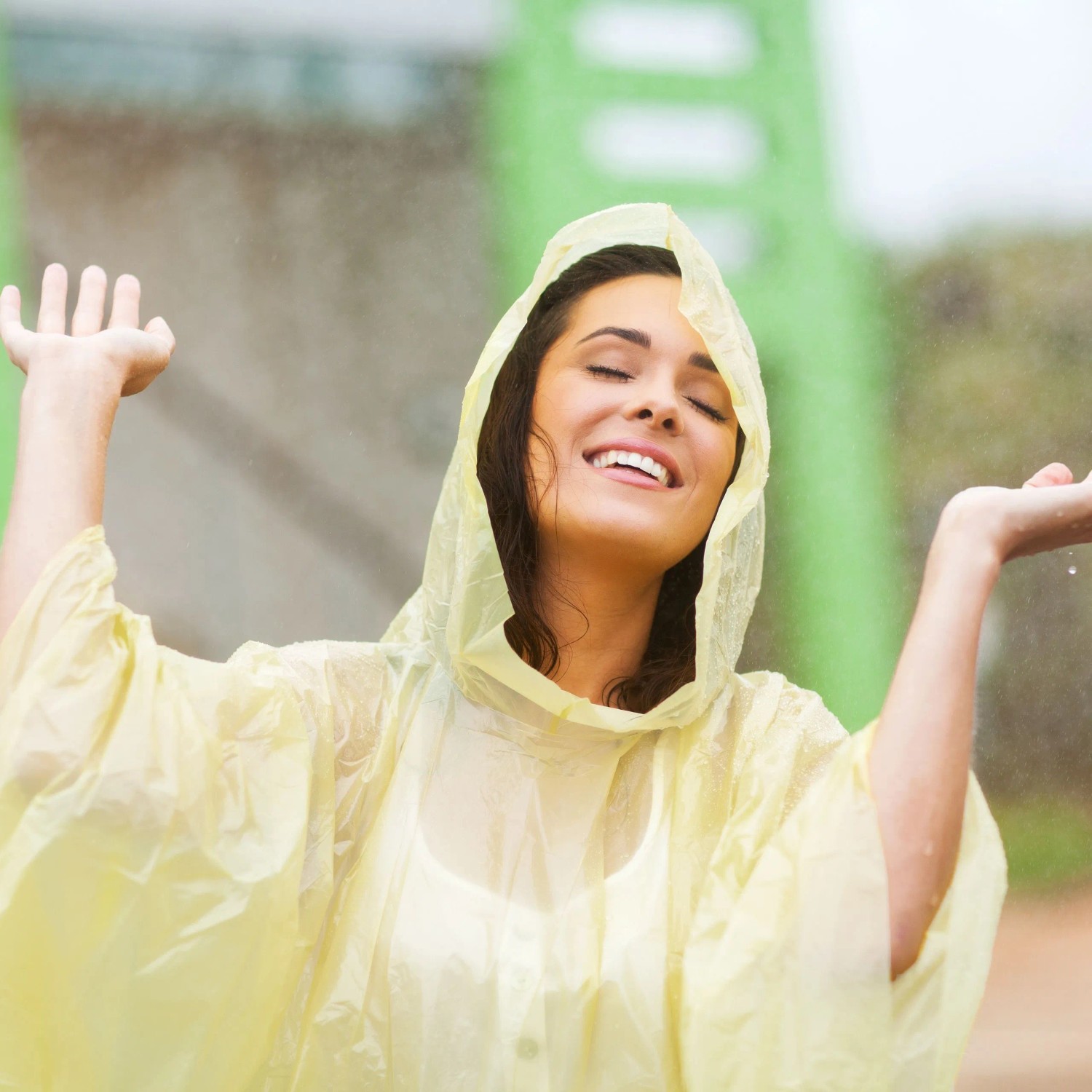 Relaxdays Regenponcho 15er Set PE Bunt Einweg 95 cm x 120 cm_3