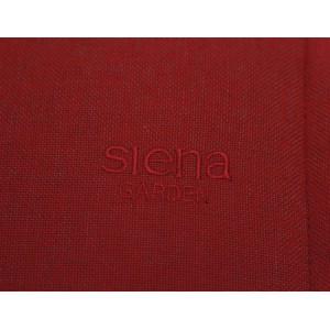 Detailaufnahme: Rote Siena Garden Liegenauflage Stella mit Logo.