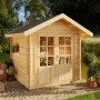 Alpholz Gartenhaus Palma aus Holz mit Doppeltür und Echtglasfenstern im Garten.