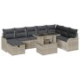 Hellgraues 9-teiliges Garten-Sofa-Set aus Poly Rattan mit Tisch und Kissen.