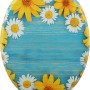 Sanfino WC-Sitz Daisies: Toilettendeckel aus Holz, hellblau mit Gänseblümchen und Absenkautomatik.