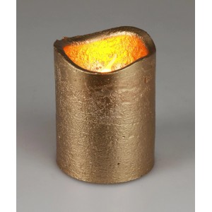 Goldene LED-Kerze mit flackerndem Licht, gewellter Oberseite und Timerfunktion.