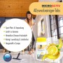 Microactiv Allzweckreiniger Tabs, 6x160g. Frau wischt Boden, Dose mit Reiniger Tabs im Vordergrund.